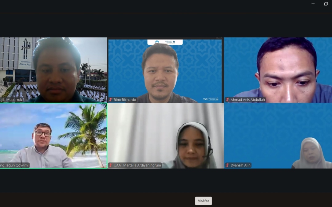 Departemen Matematika FMIPA UGM dan Prodi Pendidikan Matematika UAA Kolaborasi dalam Pengabdian Masyarakat untuk Peningkatan Literasi dan Numerasi Guru Madrasah di DIY